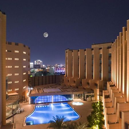 Grand Millennium Al Seef Basra Hotel Exterior photo