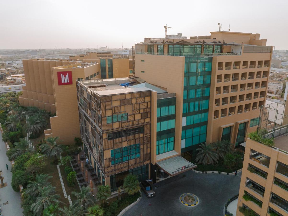 Grand Millennium Al Seef Basra Hotel Exterior photo