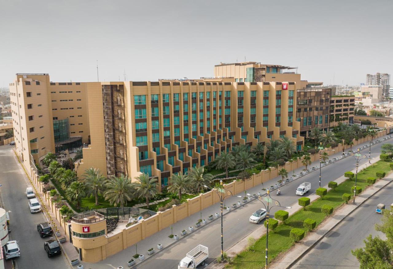 Grand Millennium Al Seef Basra Hotel Exterior photo