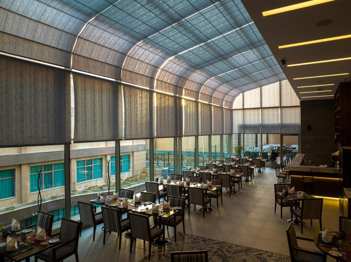 Grand Millennium Al Seef Basra Exterior photo