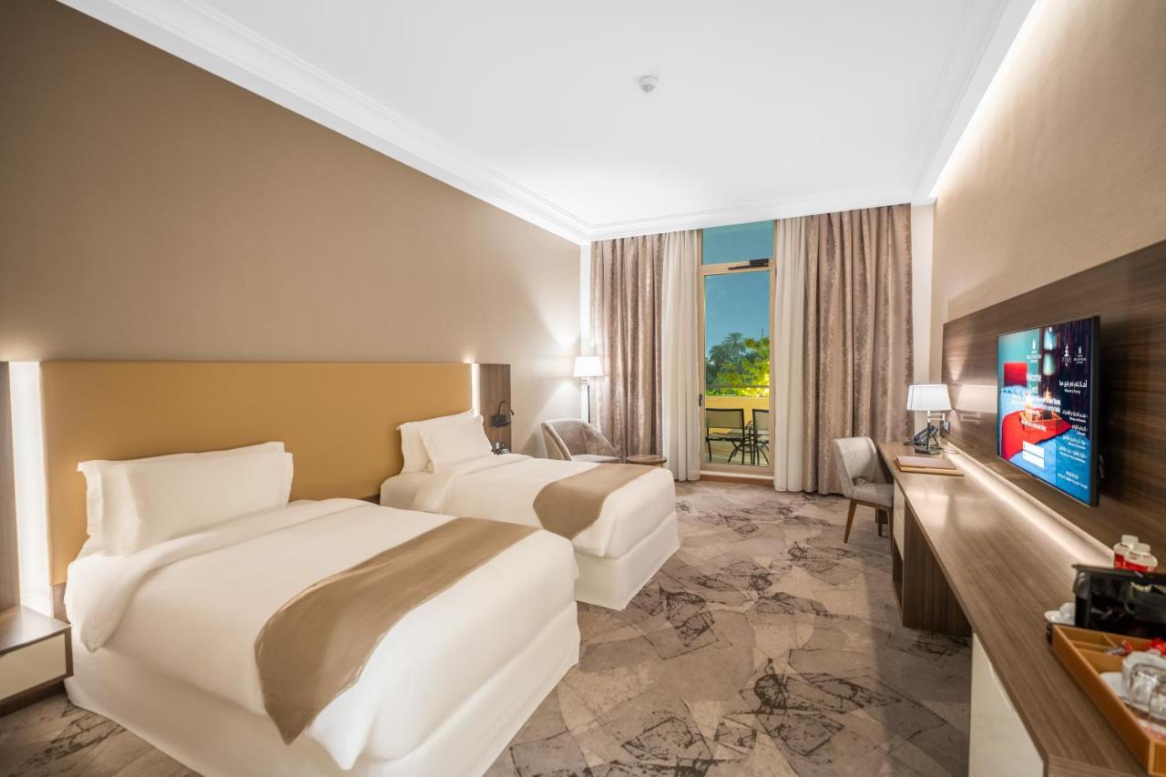 Grand Millennium Al Seef Basra Exterior photo